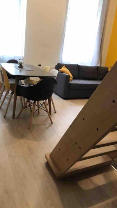 Le Berlier 60M2 + Cour Privee - Centre Historique Appartement Dijon Buitenkant foto